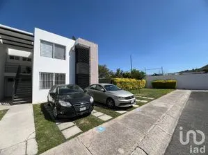 NEX-236768 - Departamento en Venta, con 2 recamaras, con 2 baños, con 110 m2 de construcción.