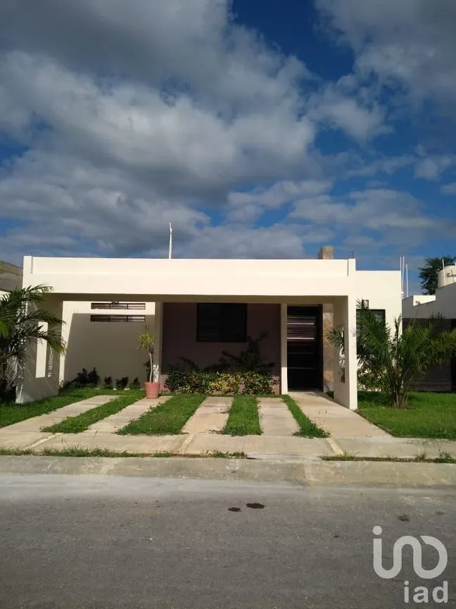 Casa en Venta en Imi, Campeche, Campeche | NEX-28032 | iad México | Foto 1 de 10