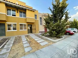NEX-206918 - Casa en Renta, con 2 recamaras, con 1 baño, con 65 m2 de construcción en Real Solare, CP 76246, Querétaro.