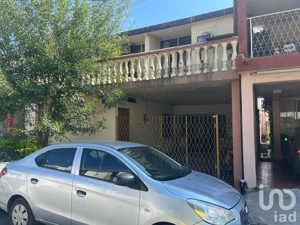 Casa en Venta en Villa Florida, Monterrey, Nuevo León