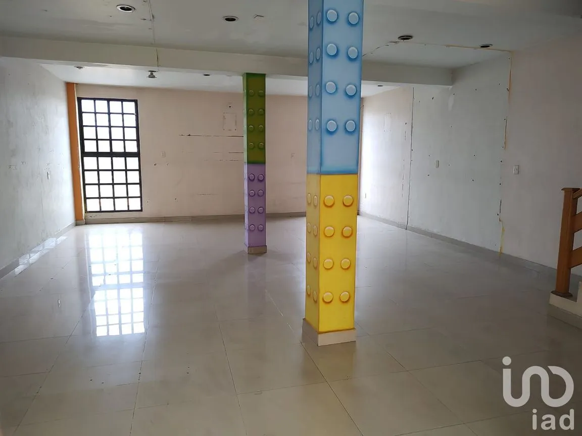 Edificio en Renta en Jardines de Cerro Gordo, Ecatepec de Morelos, México | NEX-177855 | iad México | Foto 3 de 6