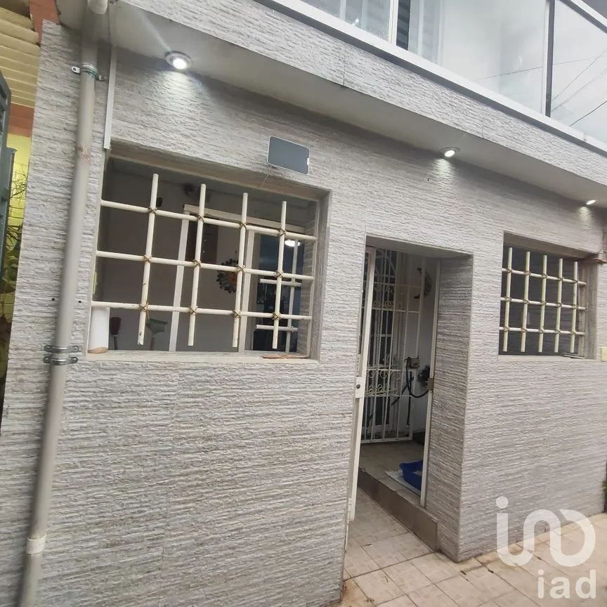 Casa en Venta en San Carlos, Ecatepec de Morelos, México | NEX-221838 | iad México | Foto 2 de 34
