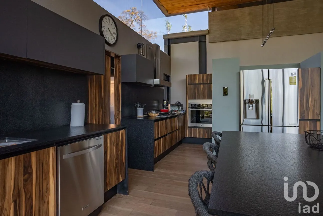 Casa en Venta en Avándaro, Valle de Bravo, México | NEX-235126 | iad México | Foto 3 de 18