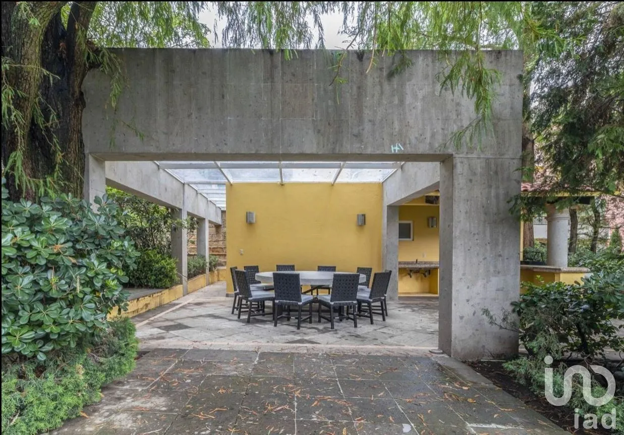 Casa en Venta en Bosque de las Lomas, Miguel Hidalgo, Ciudad de México | NEX-235555 | iad México | Foto 3 de 17