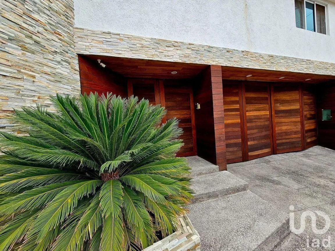 Casa en Venta en Jardines del Pedregal, Álvaro Obregón, Ciudad de México | NEX-242377 | iad México | Foto 3 de 28