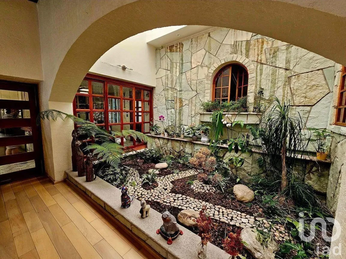 Casa en Venta en Jardines del Pedregal, Álvaro Obregón, Ciudad de México | NEX-242377 | iad México | Foto 22 de 28