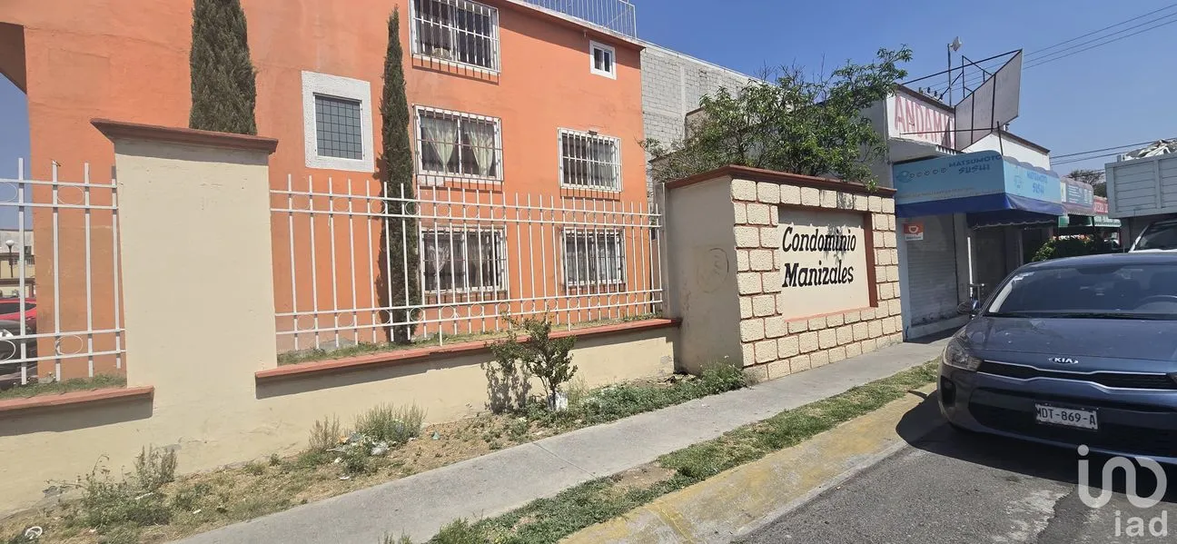 Casa en Venta en Las Américas, Ecatepec de Morelos, México | NEX-243445 | iad México | Foto 2 de 24