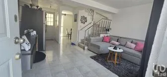 NEX-243445 - Casa en Venta, con 2 recamaras, con 1 baño, con 66 m2 de construcción en Las Américas, CP 55076, México.