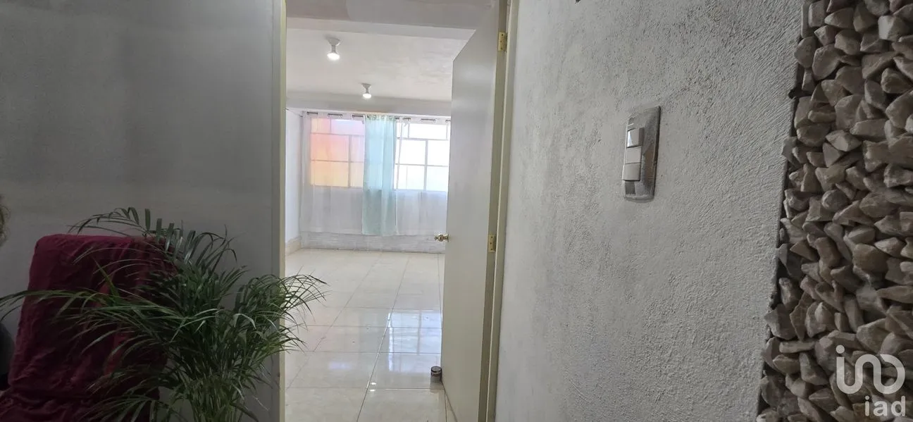 Oficina en Renta en Granjas Valle de Guadalupe Sección A, Ecatepec de Morelos, México | NEX-248791 | iad México | Foto 3 de 8