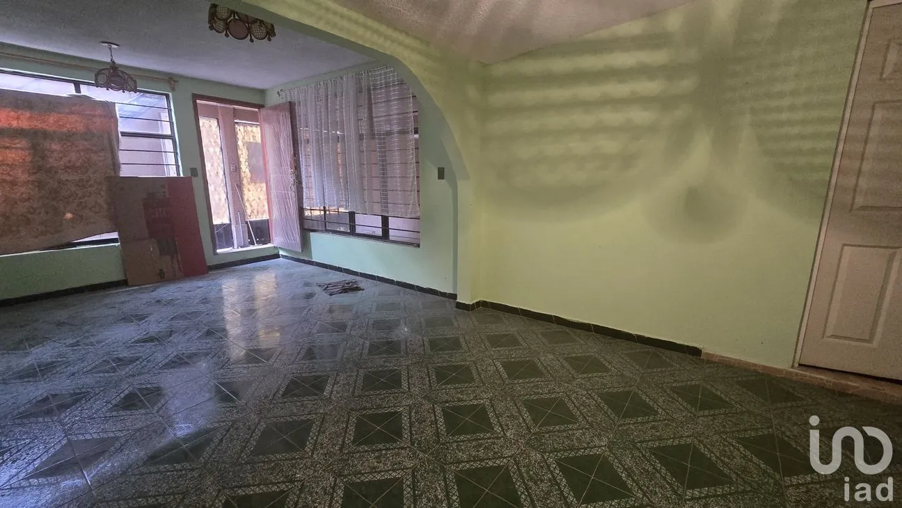 Casa en Venta en Jardines de Morelos Sección Montes, Ecatepec de Morelos, México | NEX-297802 | iad México | Foto 3 de 20