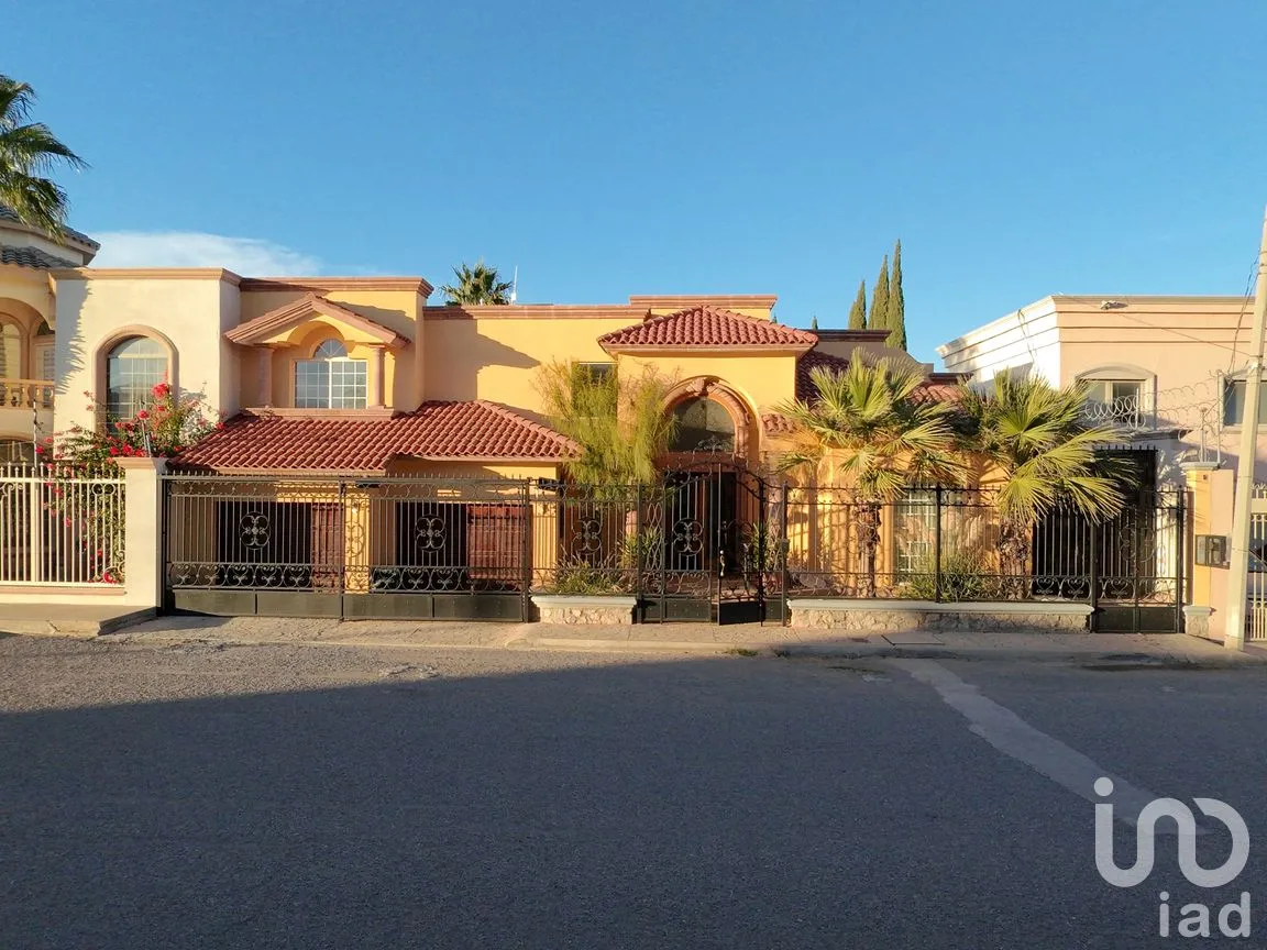 Casa en Venta en Villas del Bravo I, Juárez, Chihuahua | NEX-242857 | iad México | Foto 1 de 27