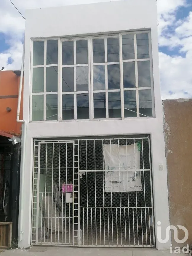 Casa en Venta en Los Héroes Chalco, Chalco, México | NEX-221516 | iad México | Foto 1 de 21