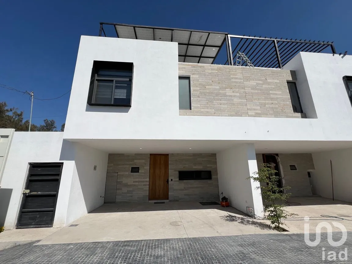 Casa en Venta en Santa Anita, Tlajomulco de Zúñiga, Jalisco | NEX-244933 | iad México | Foto 1 de 17