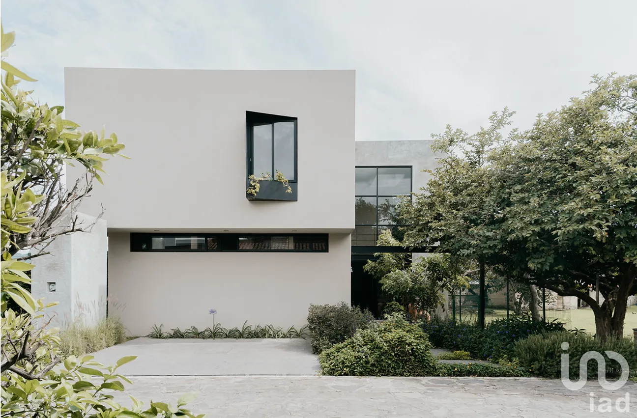 Casa en Venta en El Manantial, Tlajomulco de Zúñiga, Jalisco | NEX-285965 | iad México | Foto 1 de 37
