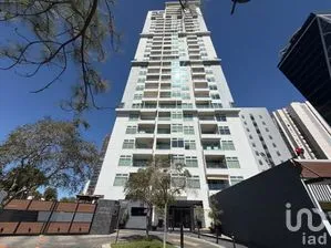 NEX-290045 - Departamento en Renta, con 2 recamaras, con 2 baños, con 132 m2 de construcción.