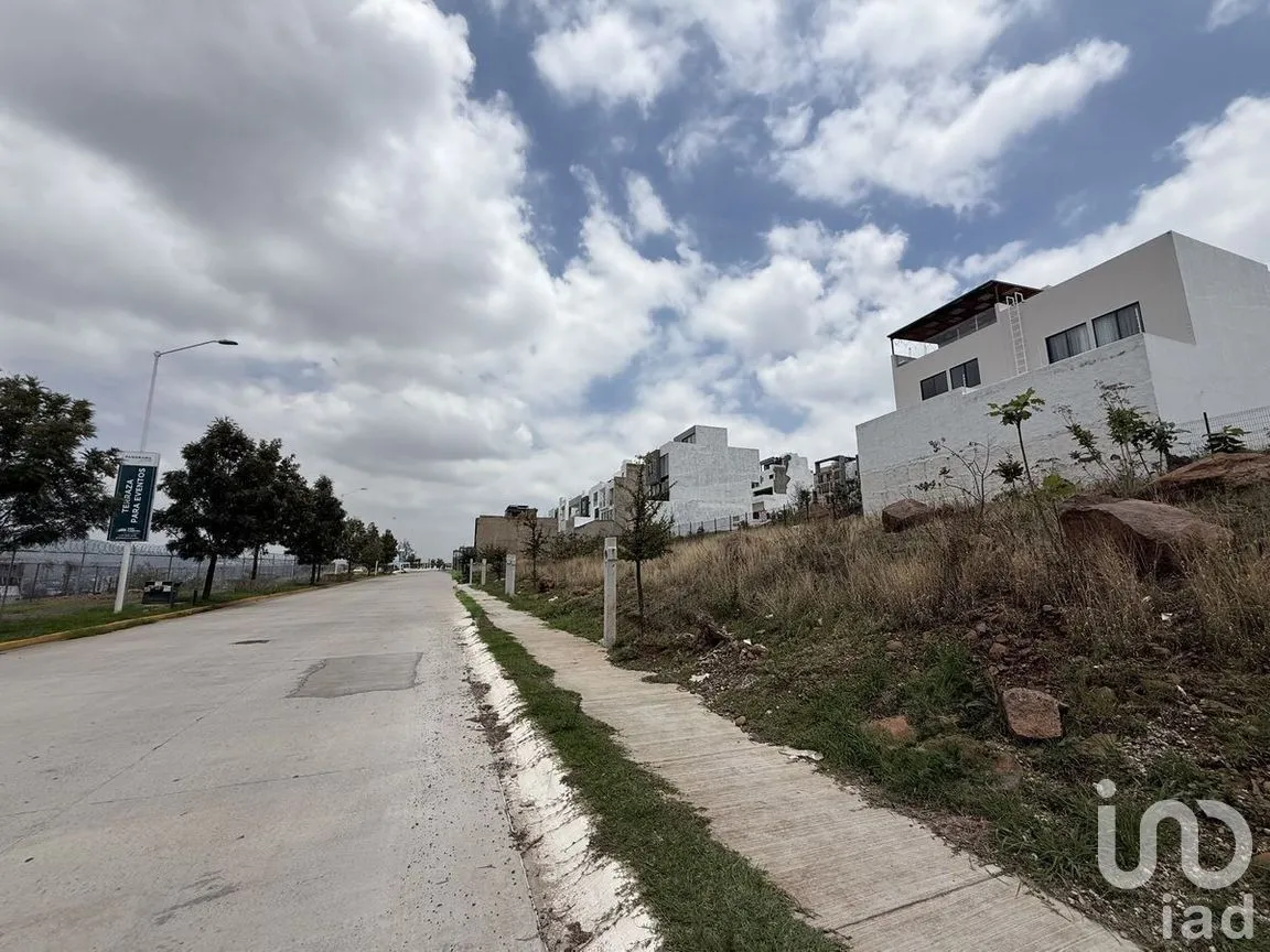 Terreno en Venta en Paisajes del Tesoro, San Pedro Tlaquepaque, Jalisco | NEX-298037 | iad México | Foto 3 de 8