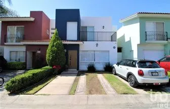 NEX-204137 - Casa en Venta, con 3 recamaras, con 3 baños, con 133 m2 de construcción en Los Manzanos, CP 45645, Jalisco.