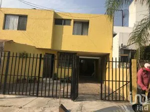 NEX-243626 - Departamento en Venta, con 6 recamaras, con 3 baños, con 294 m2 de construcción en Juan Manuel Vallarta, CP 45120, Jalisco.