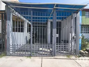 NEX-286790 - Casa en Venta, con 3 recamaras, con 2 baños, con 63 m2 de construcción en Valle de San Nicolás, CP 45066, Jalisco.