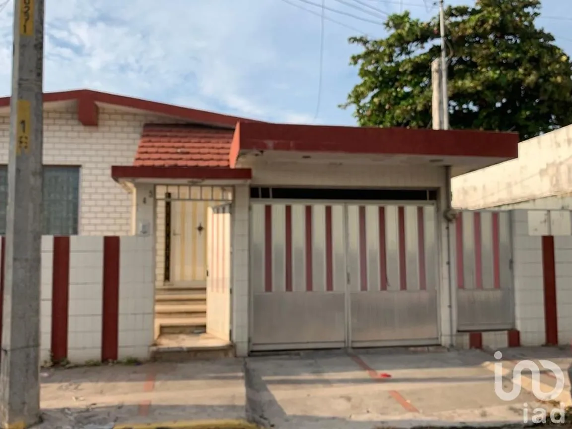 Casa en Venta en Veracruz Centro, Veracruz, Veracruz de Ignacio de la Llave | NEX-190163 | iad México | Foto 1 de 21