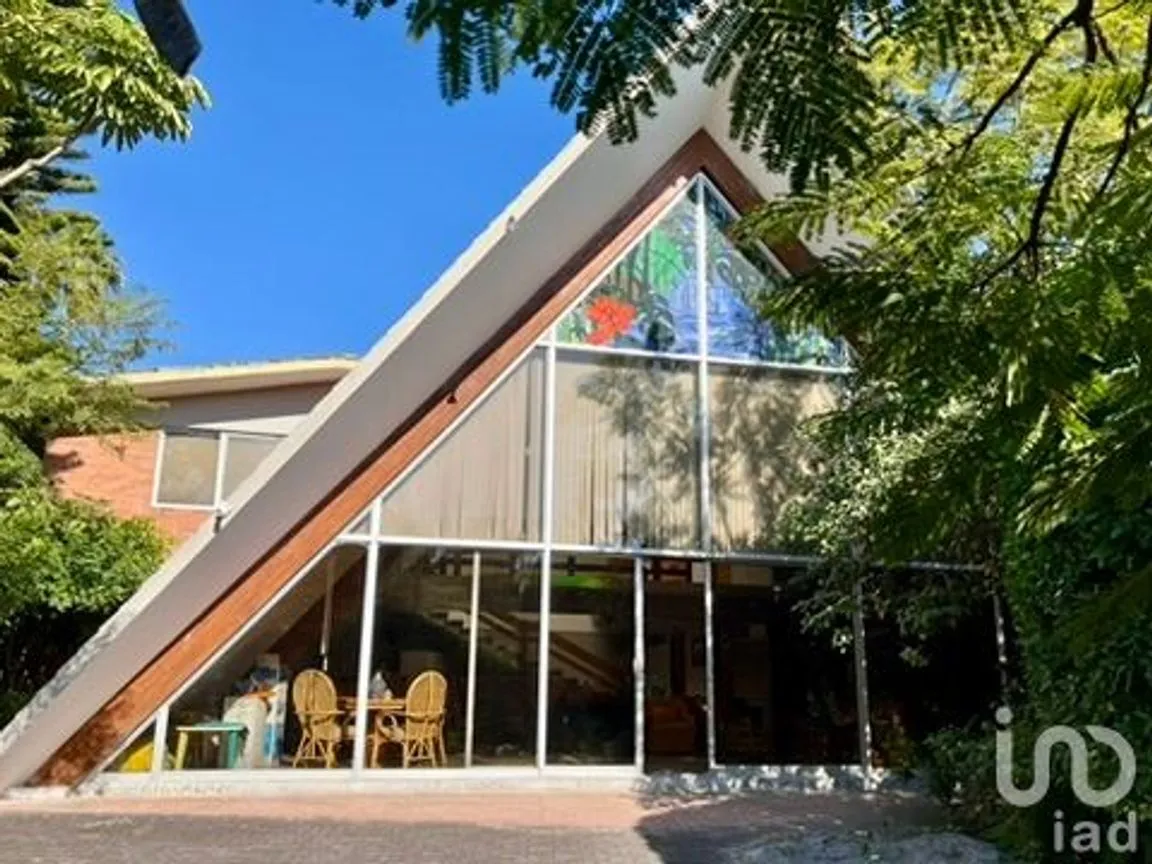 Casa en Venta en Rancho Cortes, Cuernavaca, Morelos | NEX-239884 | iad México | Foto 1 de 80