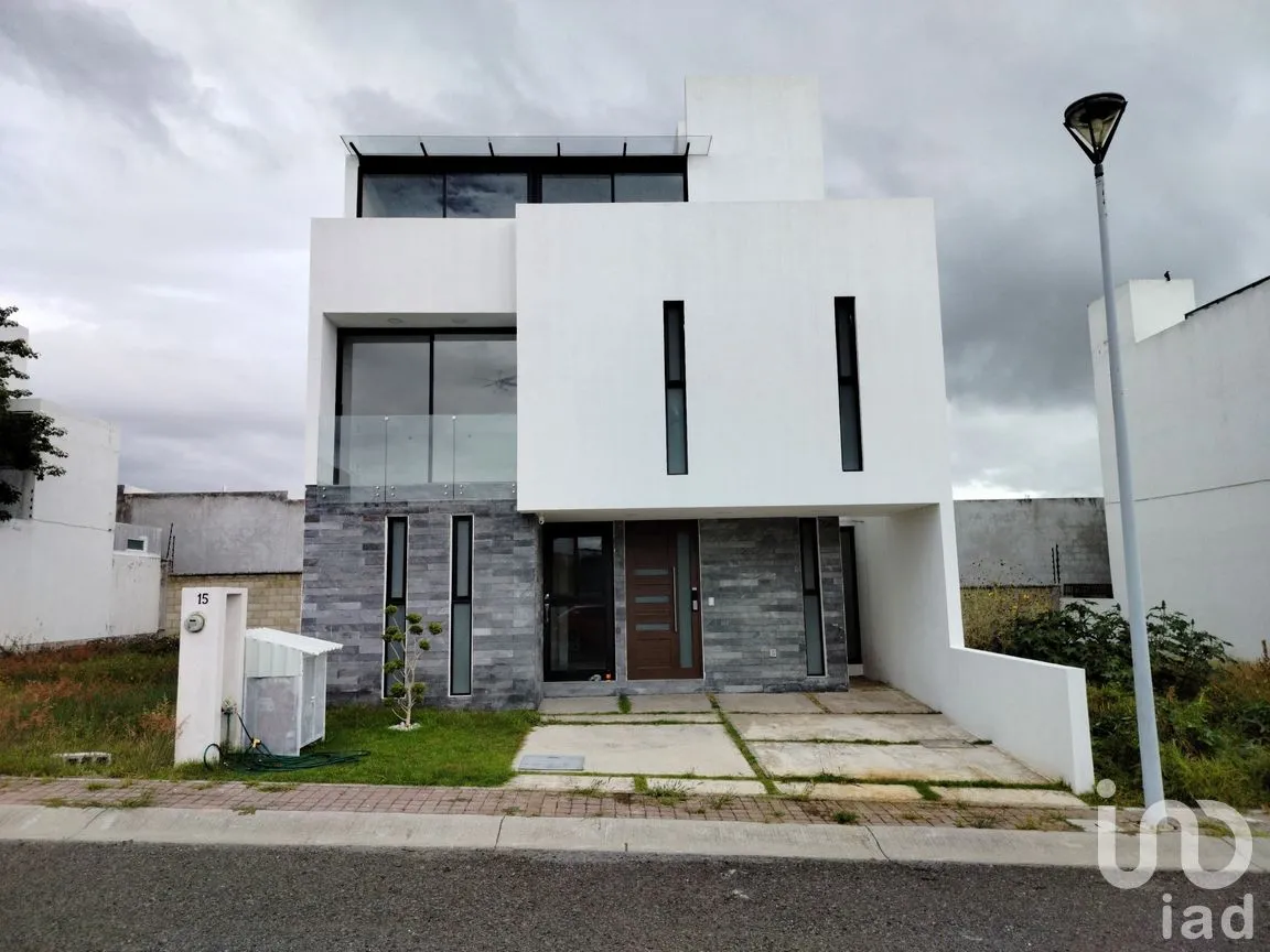 Casa en Venta en San Isidro Buenavista, Querétaro, Querétaro | NEX-260225 | iad México | Foto 1 de 12