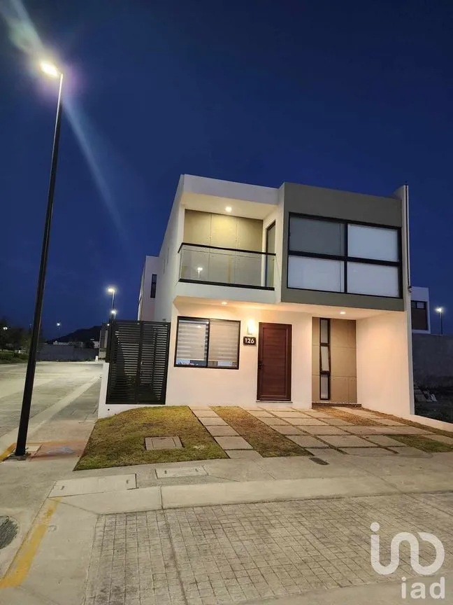 Casa en Venta en Capital Sur, El Marqués, Querétaro | NEX-176334 | iad México | Foto 1 de 22