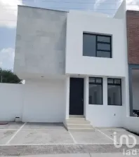 NEX-179312 - Casa en Venta, con 3 recamaras, con 3 baños, con 157 m2 de construcción en Punta Esmeralda, CP 76906, Querétaro.