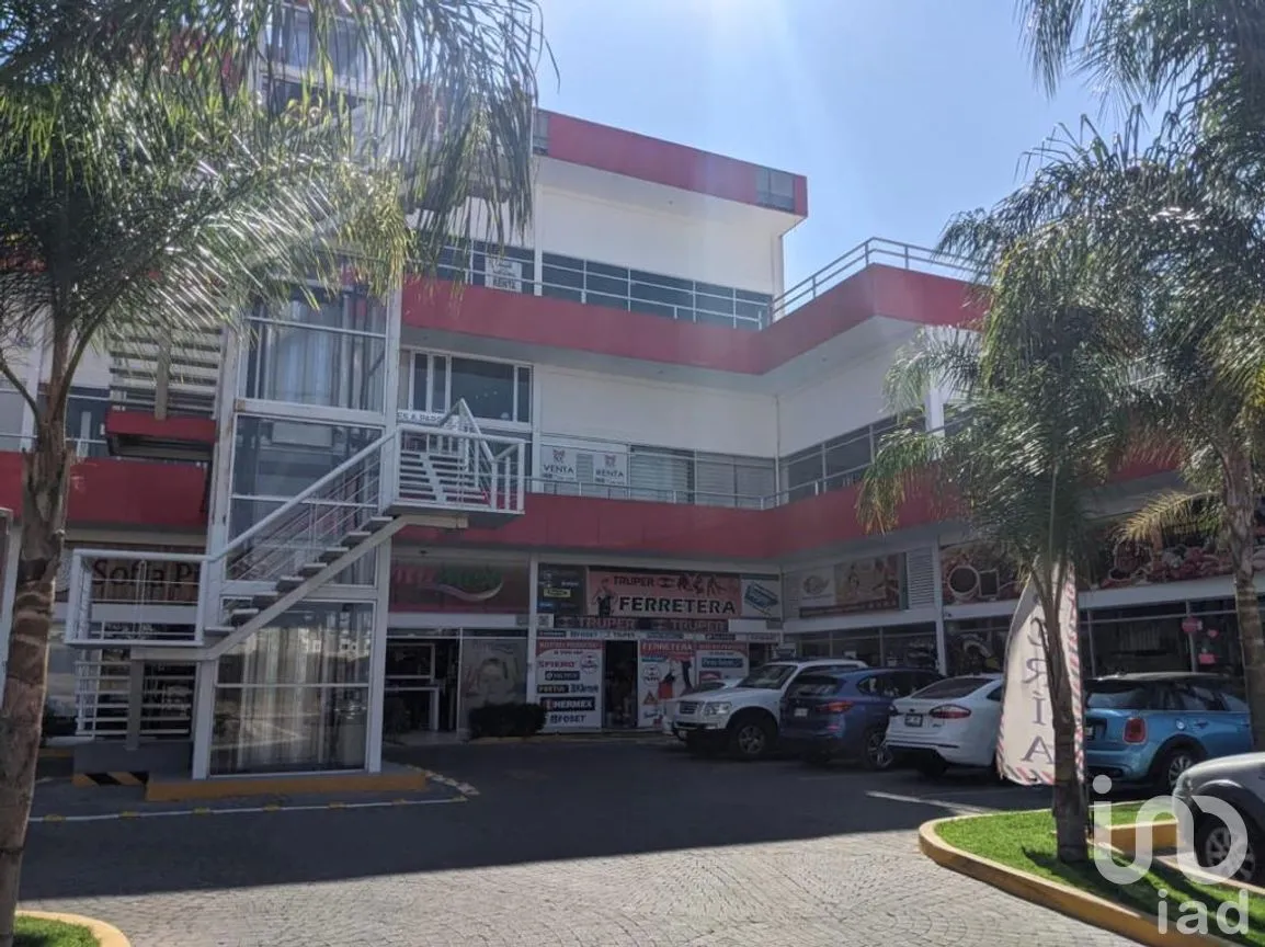Local en Venta en Cumbres del Lago, Querétaro, Querétaro | NEX-184068 | iad México | Foto 1 de 19