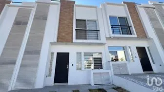 NEX-209805 - Casa en Venta, con 3 recamaras, con 2 baños, con 115 m2 de construcción en Colinas del Santuario, CP 76904, Querétaro.