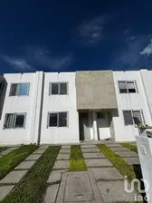 NEX-255705 - Casa en Venta, con 3 recamaras, con 3 baños, con 91 m2 de construcción.