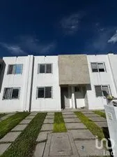 NEX-255705 - Casa en Venta, con 3 recamaras, con 3 baños, con 91 m2 de construcción en Tres Cantos Residencial, CP 76235, Querétaro.