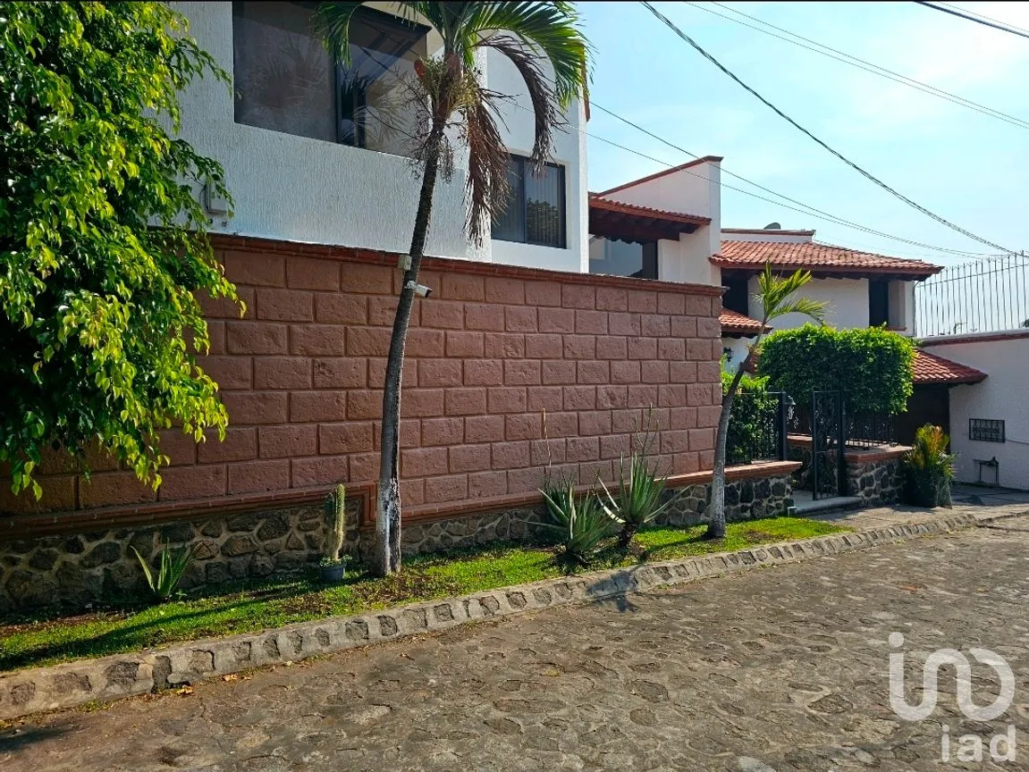 Casa en Venta en Rinconada Vista Hermosa, Cuernavaca, Morelos | NEX-262032 | iad México | Foto 2 de 18