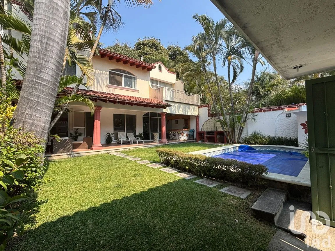 Casa en Venta en Bosques de Bancouver, Jiutepec, Morelos | NEX-263352 | iad México | Foto 2 de 18