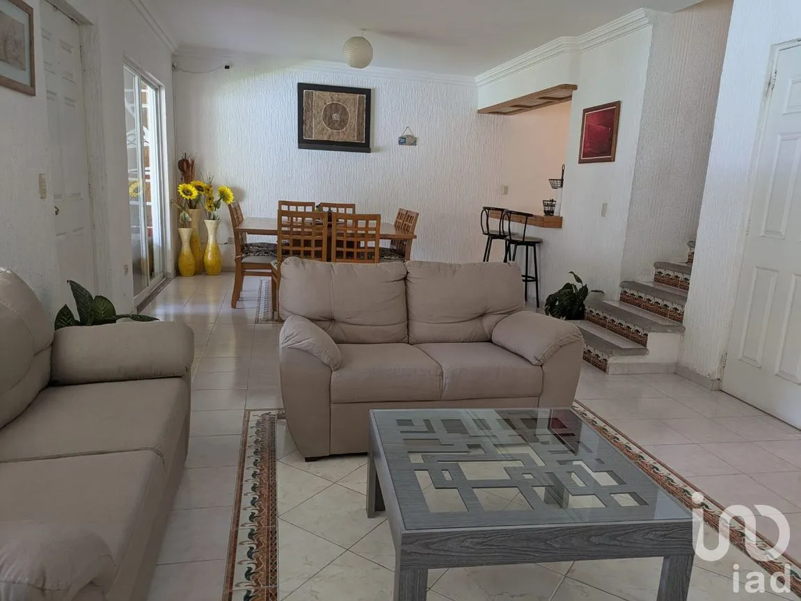 Casa en Venta en Bosques de Bancouver, Jiutepec, Morelos | NEX-263352 | iad México | Foto 8 de 18