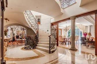 NEX-287425 - Casa en Venta, con 3 recamaras, con 3 baños, con 675 m2 de construcción en Bosque de las Lomas, CP 11700, Ciudad de México.