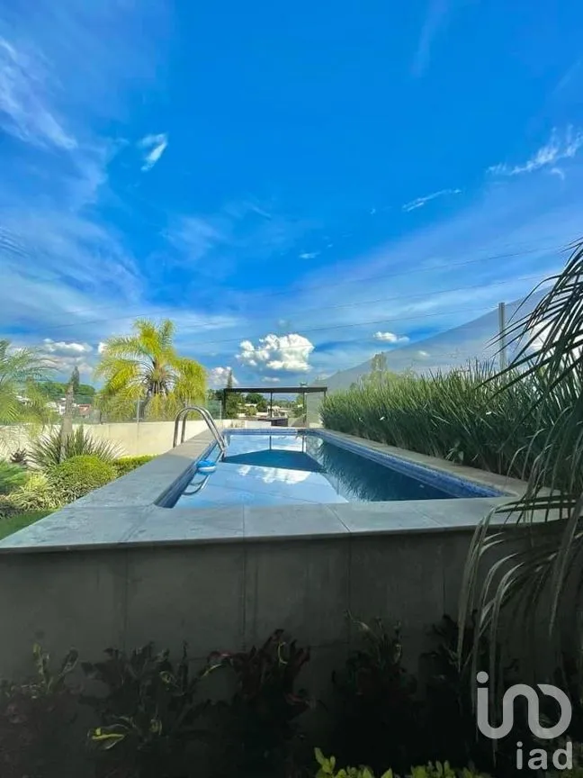 Casa en Venta en Palmira Tinguindin, Cuernavaca, Morelos | NEX-293567 | iad México | Foto 3 de 27
