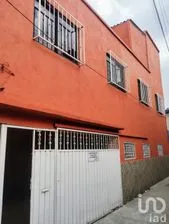 NEX-205322 - Casa en Venta, con 5 recamaras, con 2 baños, con 280 m2 de construcción en Panamericana, CP 07770, Ciudad de México.
