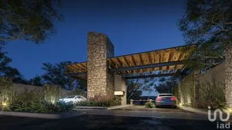 NEX-212464 - Terreno en Venta, con 112 m2 de construcción en Zákia, CP 76269, Querétaro.