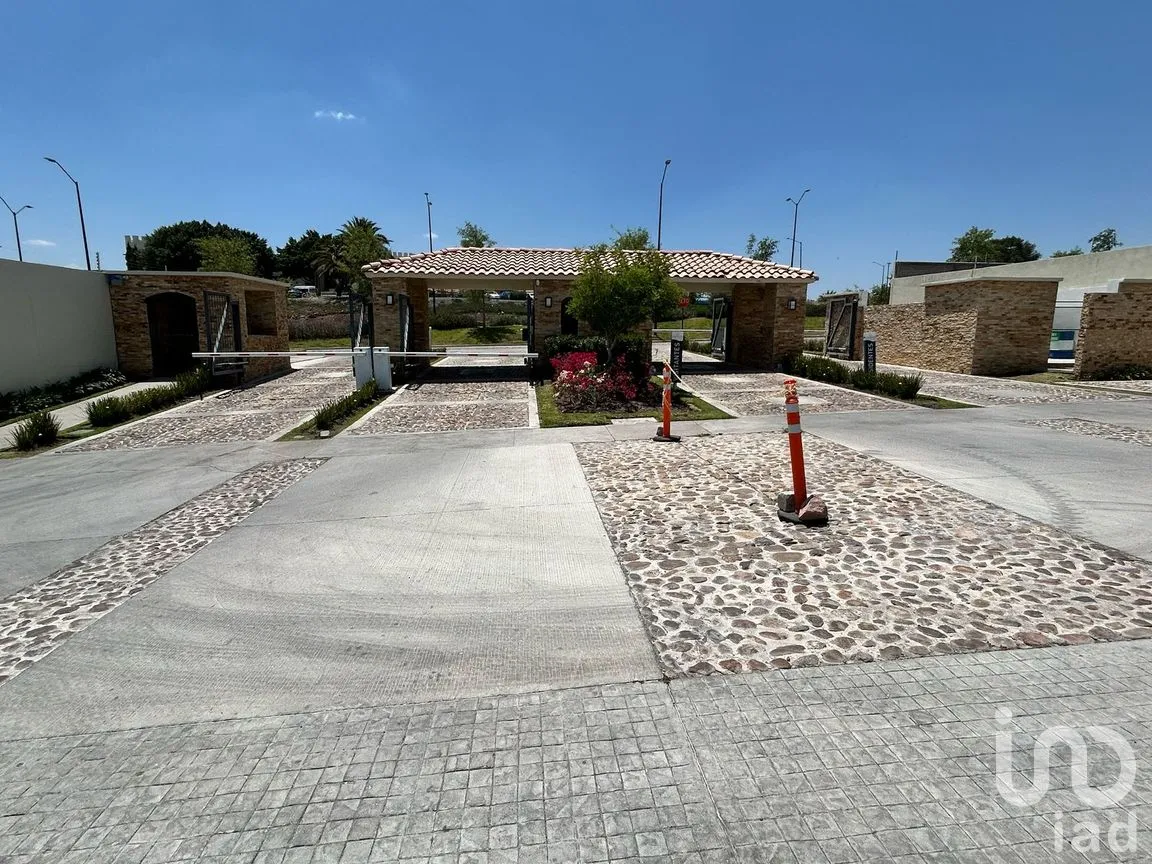 Casa en Venta en Capital Sur, El Marqués, Querétaro | NEX-247421 | iad México | Foto 2 de 30