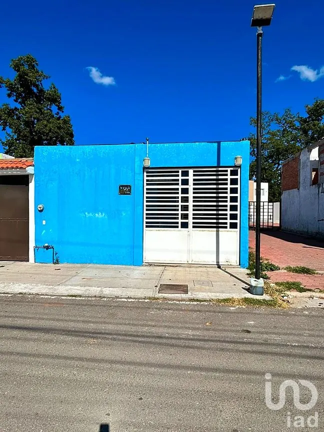 Casa en Venta en Los Nogales, San Juan del Río, Querétaro | NEX-259344 | iad México | Foto 1 de 15