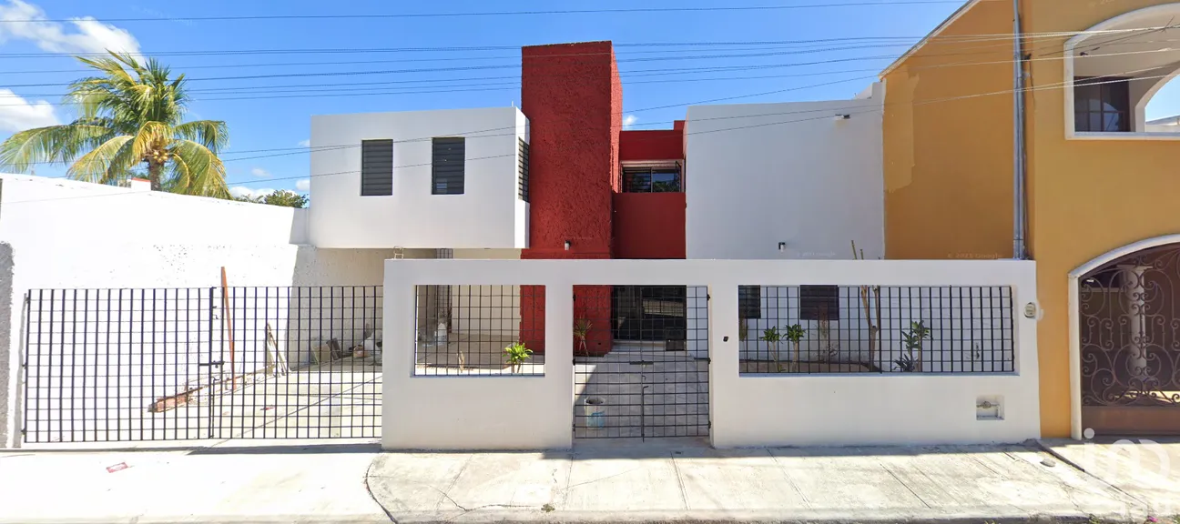 Casa en Renta en San Antonio Cinta, Mérida, Yucatán | NEX-98552 | iad México | Foto 1 de 12