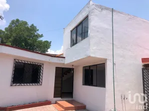 NEX-173040 - Casa en Venta, con 3 recamaras, con 2 baños, con 172 m2 de construcción en Moderna, CP 76030, Querétaro.