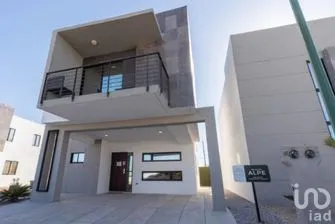 NEX-261912 - Casa en Venta, con 3 recamaras, con 3 baños, con 146 m2 de construcción.