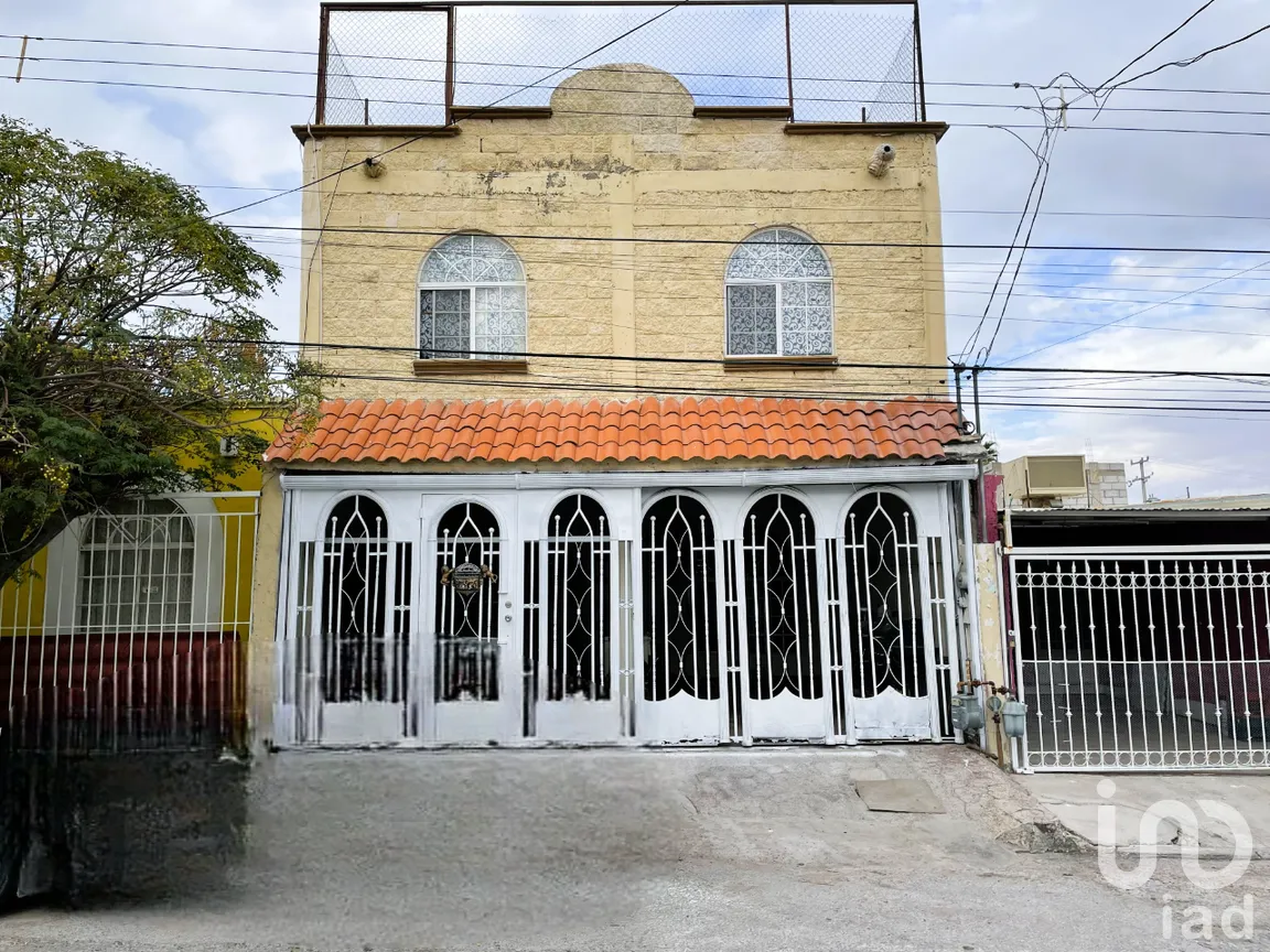 Casa en Venta en Oasis Revolución, Juárez, Chihuahua | NEX-263915 | iad México | Foto 2 de 8