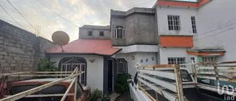 NEX-184134 - Casa en Venta, con 3 recamaras, con 2 baños, con 145 m2 de construcción en Los Limones, CP 28403, Colima.