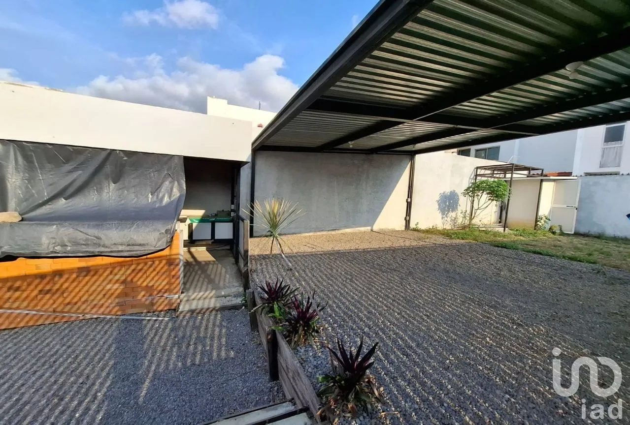 Local en Venta en Colinas del Real, Villa de Álvarez, Colima | NEX-250464 | iad México | Foto 1 de 11