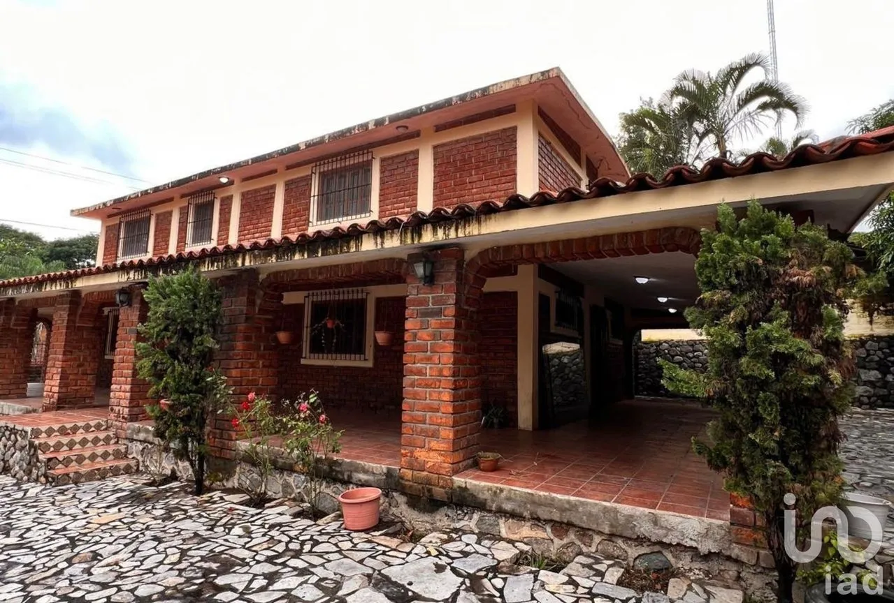 Casa en Venta en El Chivato (Providencia), Villa de Álvarez, Colima | NEX-253178 | iad México | Foto 2 de 11