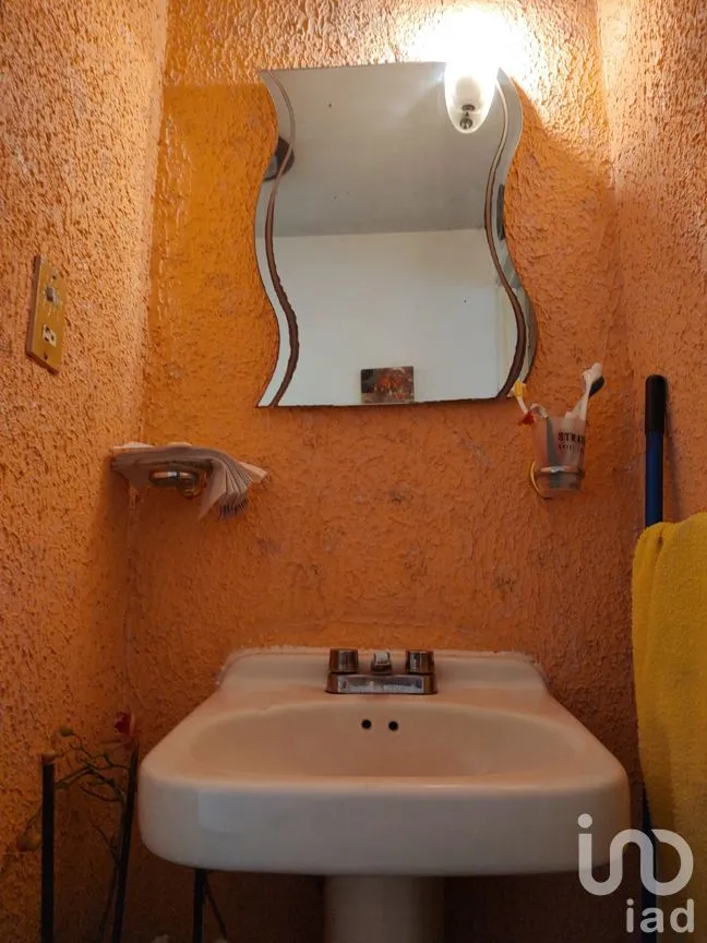 Casa en Venta en Los Héroes Tecámac, Tecámac, México | NEX-253966 | iad México | Foto 8 de 8