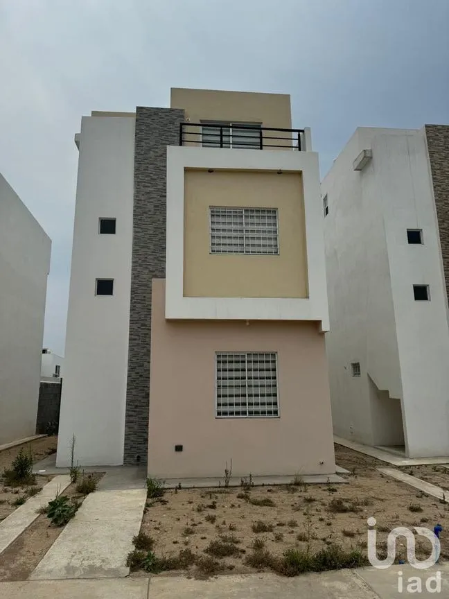 Casa en Renta en San Miguel del Parque, General Escobedo, Nuevo León | NEX-237453 | iad México | Foto 1 de 16